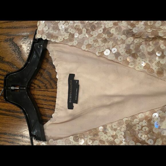 Tan BCBGMAXAZRIA sequin dress Bow in back - Picture 8 of 8
